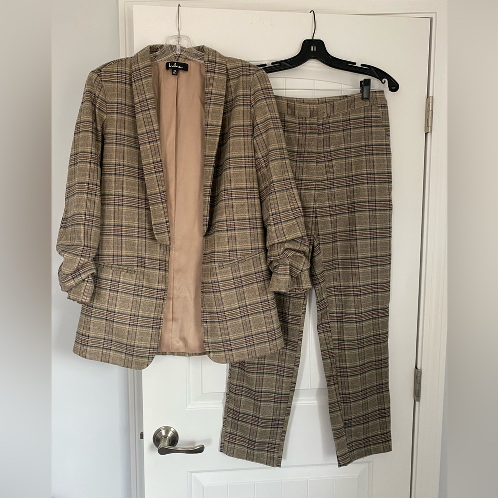 Plaid Lulus Pant Suit